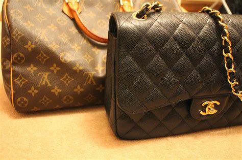 is chanel more expensive than lv|chanel vs louis vuitton bag.